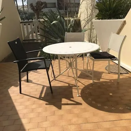 아파트 Naturiste Heliopolis
